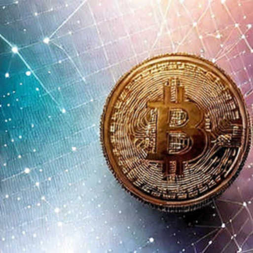 Khi Hashrate Không Còn Là Niềm Tin: Bài Học Từ Mùa Hè Của Những Gã Khổng Lồ Đào Mỏ